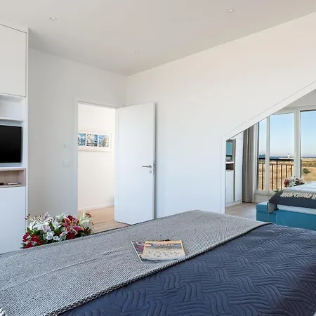 Albatrosvilla Aquarius أوبلينتيز